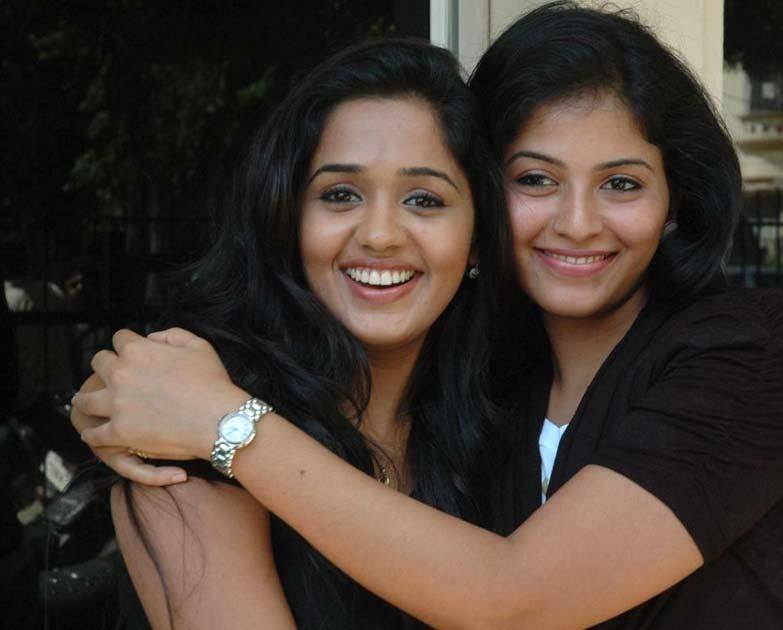 Actress Anjali and Ananya Stills from new movie