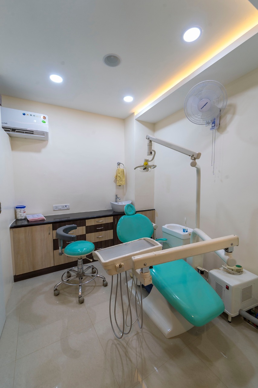 sivagangai best dentist doctors and their clinic image